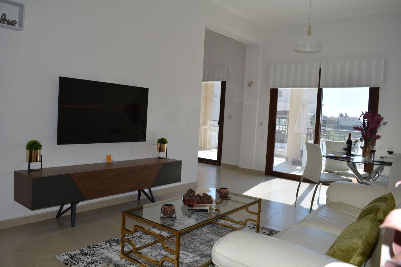 Eleona'S Royal Gardens By Yiota - Luxury 2 Bed Apartment In Exclusive Complex Peja Zewnętrze zdjęcie