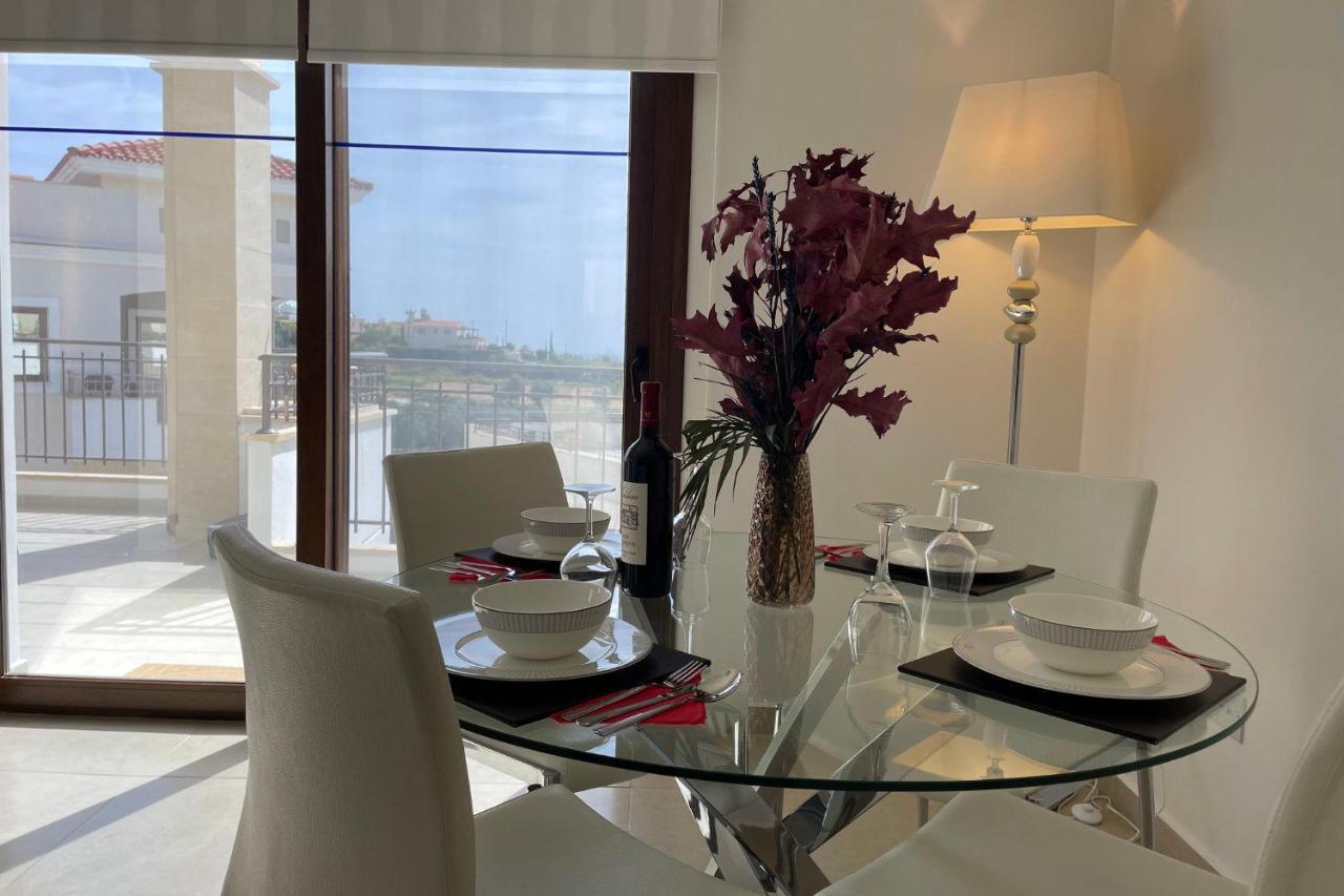 Eleona'S Royal Gardens By Yiota - Luxury 2 Bed Apartment In Exclusive Complex Peja Zewnętrze zdjęcie