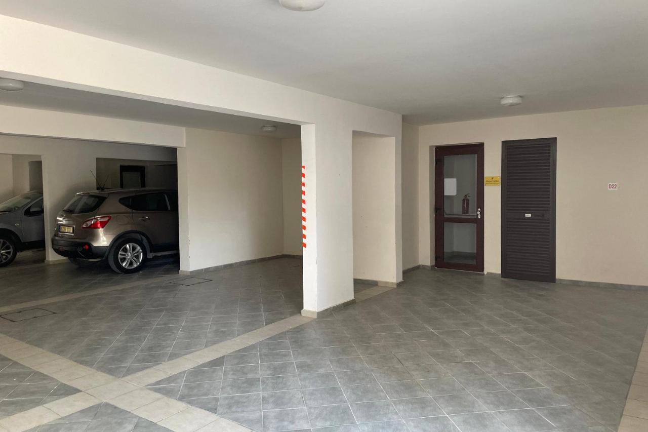 Eleona'S Royal Gardens By Yiota - Luxury 2 Bed Apartment In Exclusive Complex Peja Zewnętrze zdjęcie